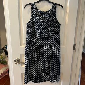 Jones New York Blue and White Sheath Dress Size 8